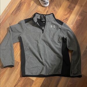 Under Armour Youth XL fleece pullover